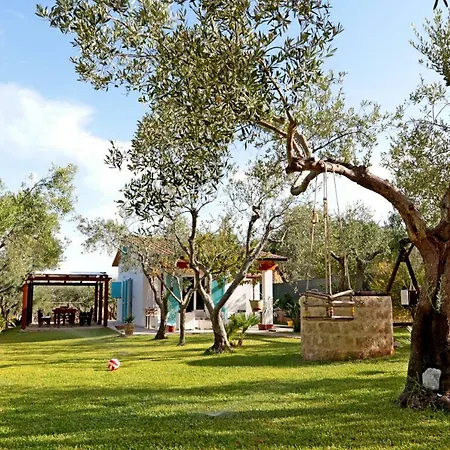 Giovanni House Country house