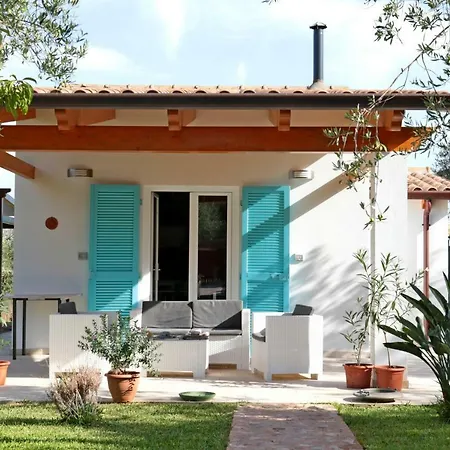 Giovanni House Kır Evi *